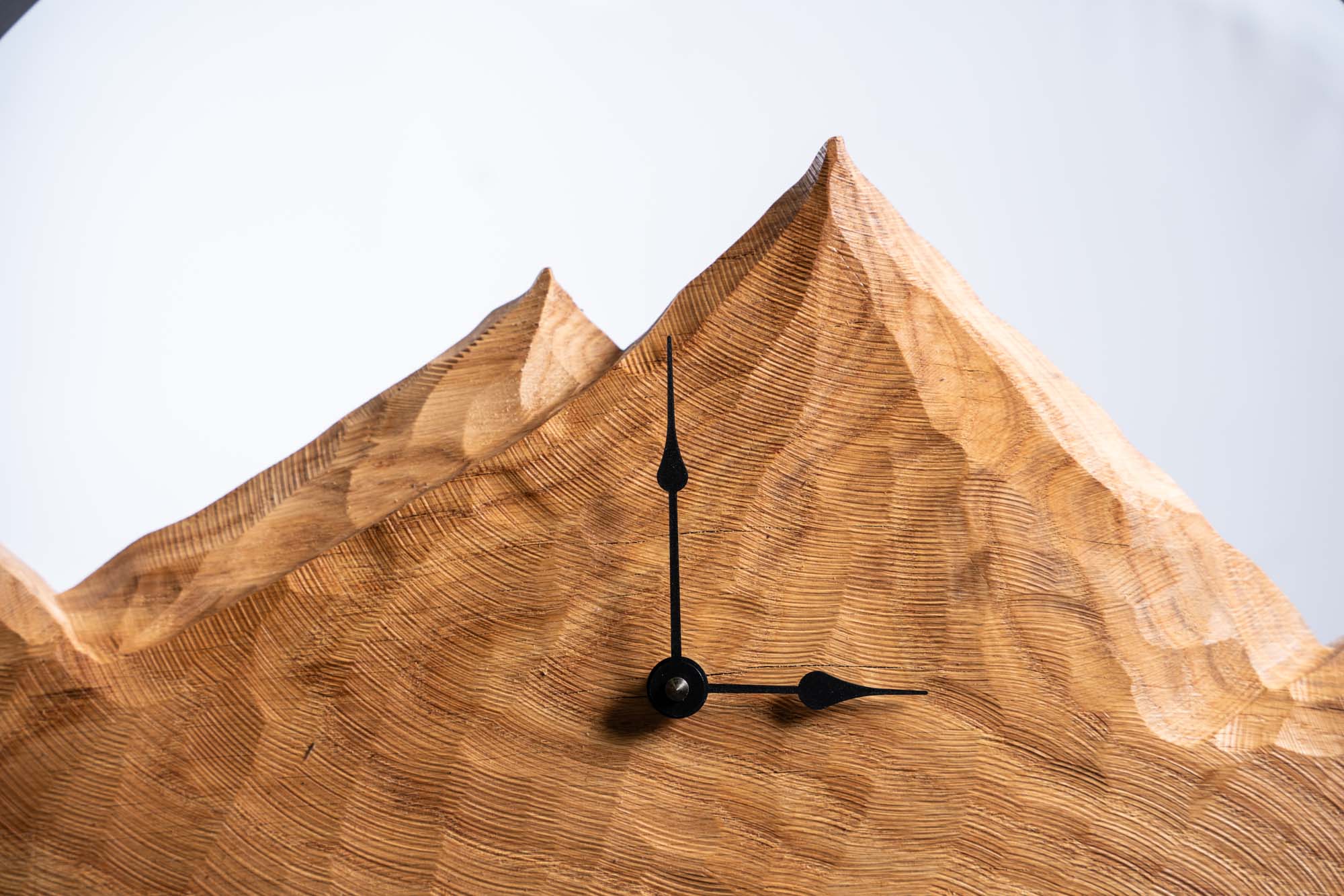 Wanduhr Holz Eiche Rustikal